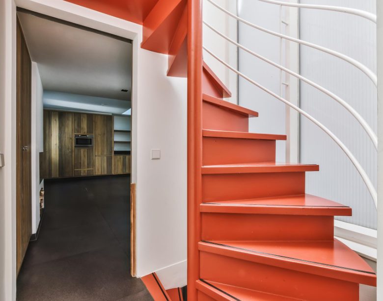 la couleur à choisir pour un escalier tendance